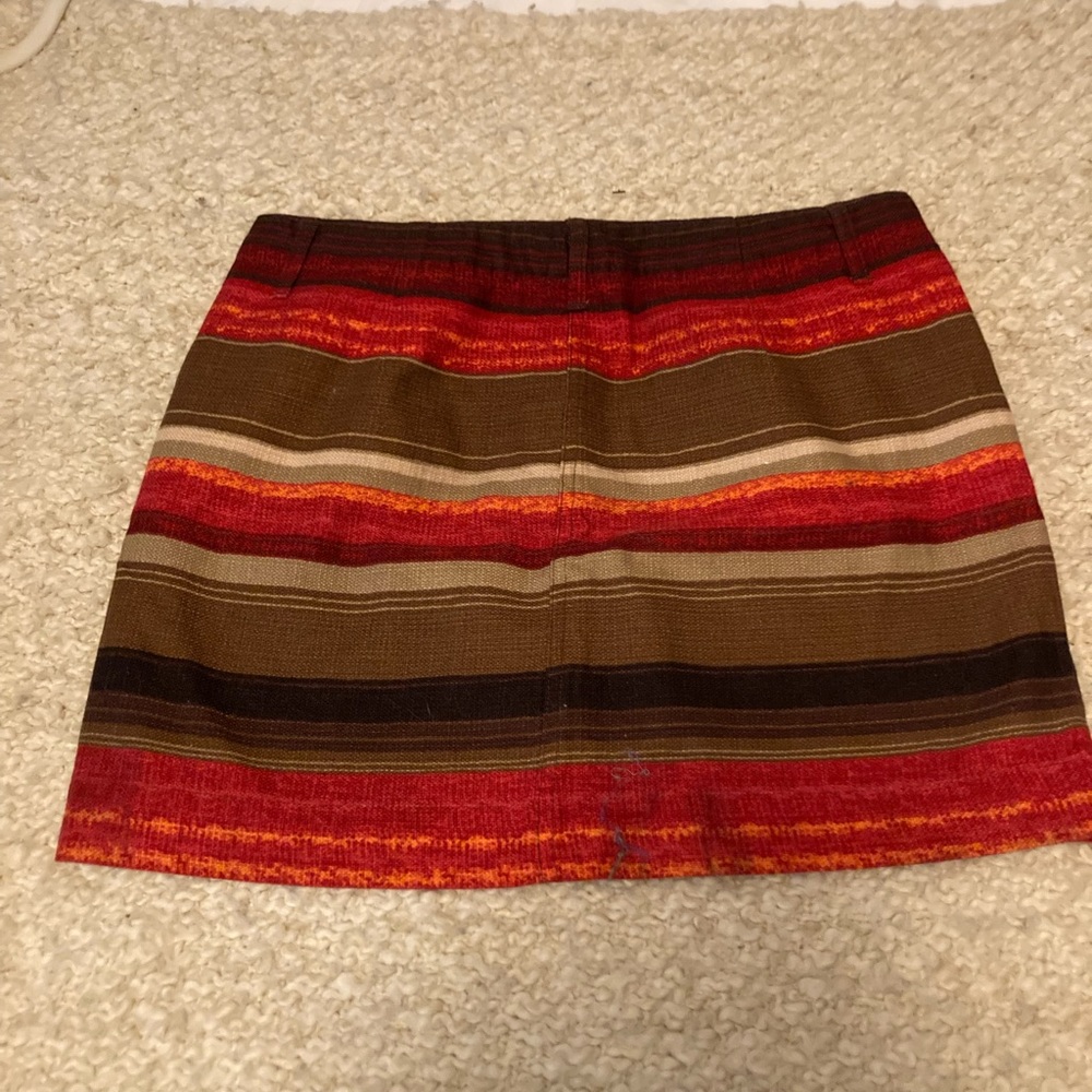 Old Navy Stripe mini skirt size 2 red maroon tan brown - Picture 3 of 4
